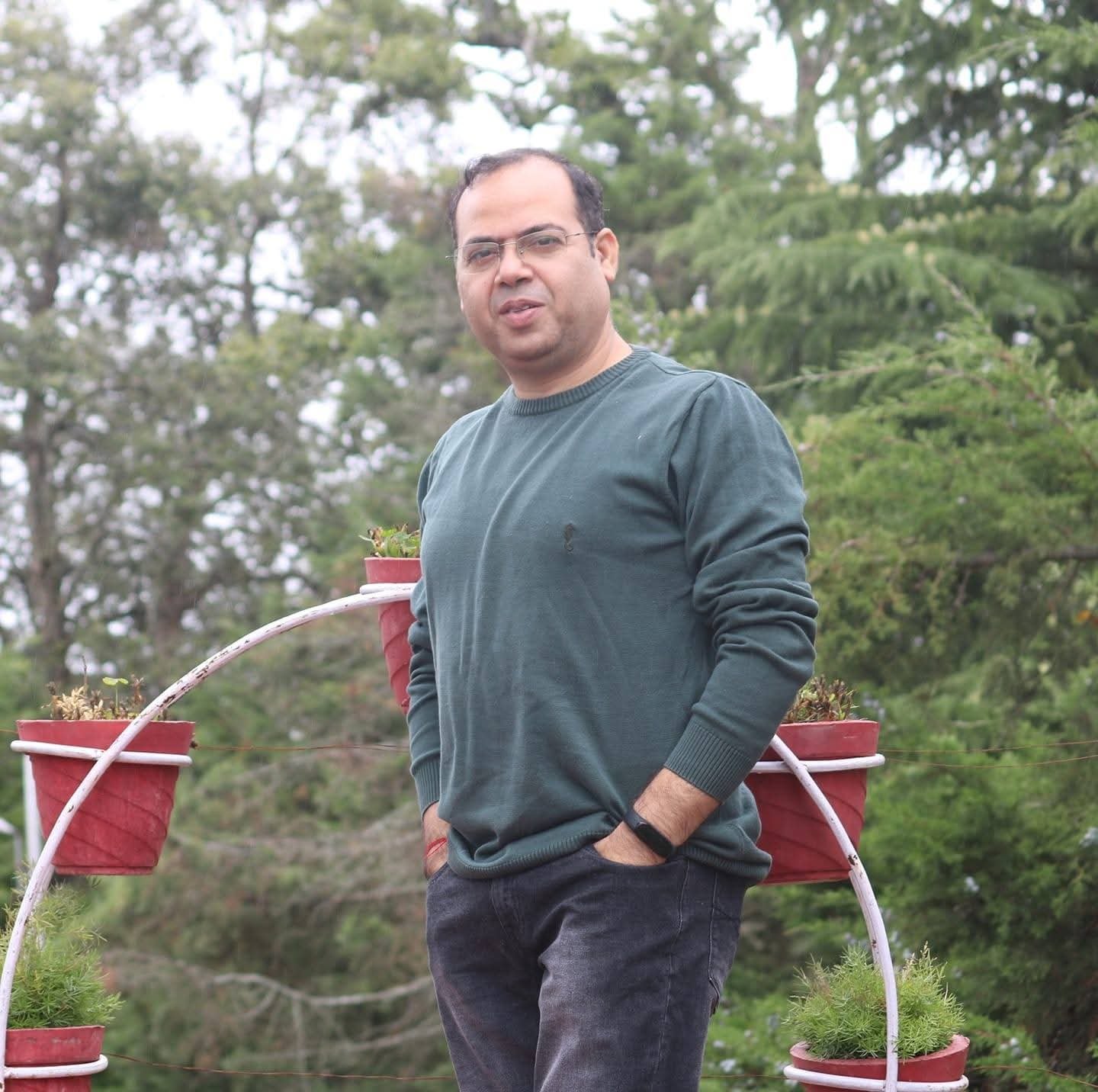 Dr. Avinish Agnihotri